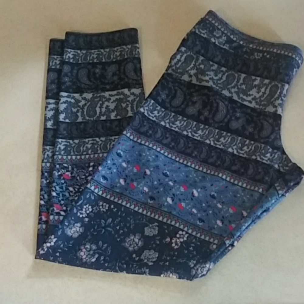 American Eagle leggings